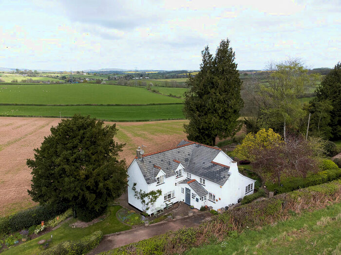 4 Bedroom Detached House For Sale In Llangrove, HR9