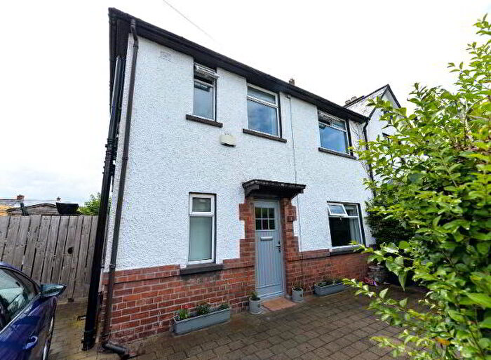 3 Bedroom Semi-Detached House For Sale In Ardgreenan Drive, Belfast, BT4
