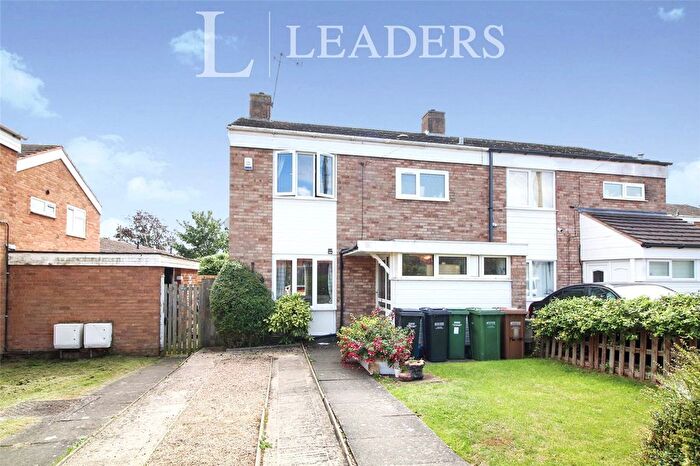 3 Bedroom Semi-Detached House For Sale In Marymans Road, Evesham, Worcestershire, WR11