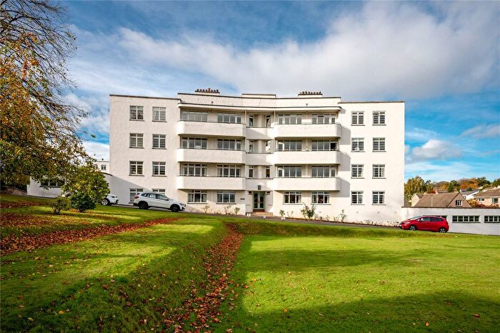 3 Bedroom Flat For Sale In Ravelston Gardens, Ravelston, Edinburgh, EH4