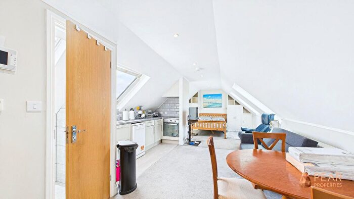 Studio To Rent In Thurlow Road, Worthing, BN11