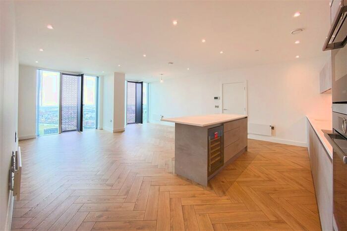 2 Bedroom Apartment To Rent In Elizabeth Tower, M15