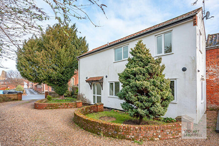 2 Bedroom Link Detached House For Sale In Shire Cottage, Grammar School Road, North Walsham, Norfolk, NR28