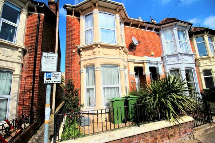 4 Bedroom End Of Terrace House To Rent In Gains Road Southsea Hants, PO4