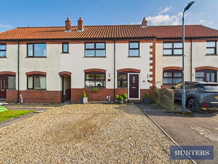 3 Bedroom Terraced House For Sale In Veterinary Close, Hunmanby, Filey, YO14