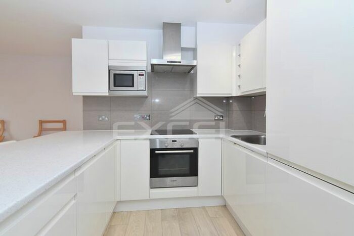 2 Bedroom Flat To Rent In Heath Drive, Hampstead, London, NW3