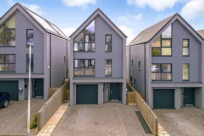 4 Bedroom Town House For Sale In Geds Mill Close, Burntisland, KY3