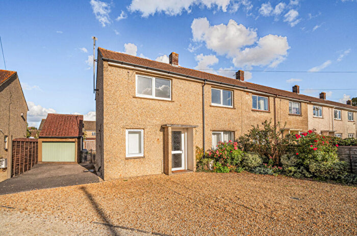 3 Bedroom End Of Terrace House For Sale In Cromwell Close, Marston, Oxford, OX3
