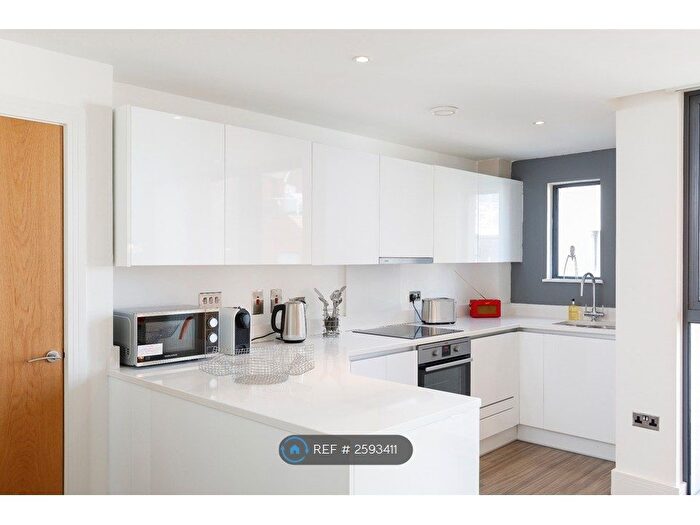 1 Bedroom Flat To Rent In Thomas House, Brighton, BN1