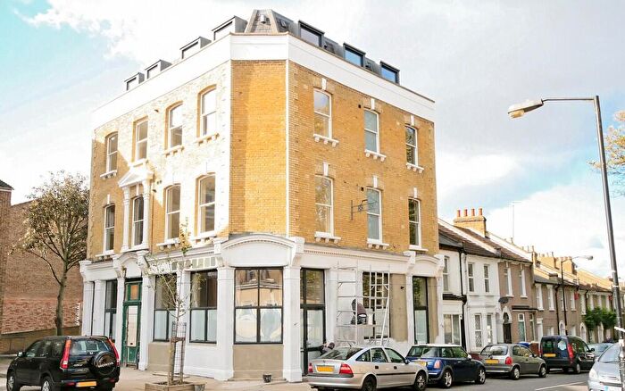 1 Bedroom Flat To Rent In Vestry Road, Camberwell, SE5