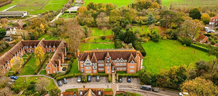 2 Bedroom Flat For Sale In Lady Place, Sutton Courtenay, OX14