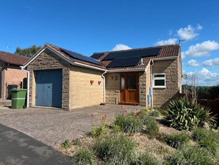 3 Bedroom Detached House To Rent In Upper Whatcombe Road, Frome, BA11