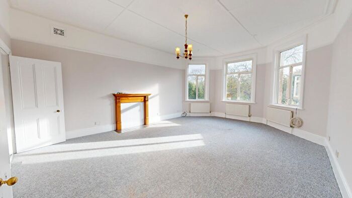 1 Bedroom Flat To Rent In Hartfield Road, Eastbourne, BN21