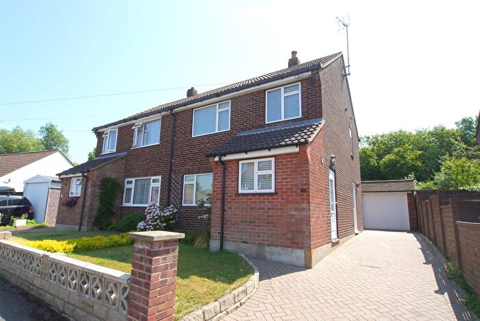 3 Bedroom Semi-Detached House For Sale In Kingswood Road, Dunton Green, Sevenoaks, TN13