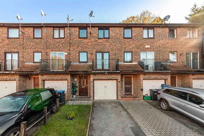 3 Bedroom Terraced House For Sale In Reedham Drive, Purley, CR8