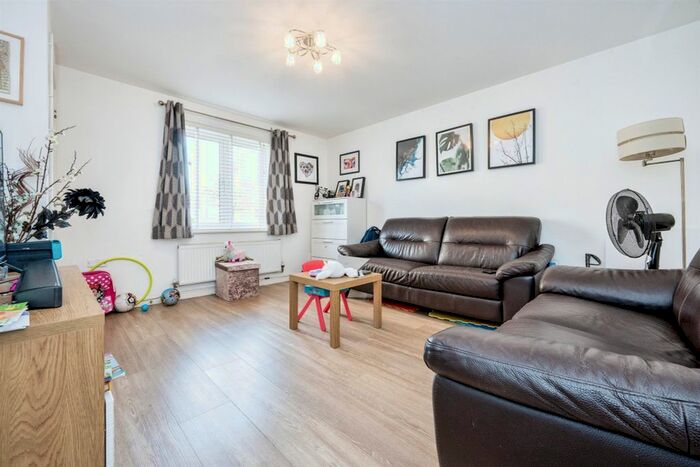 3 Bedroom Property For Sale In Anson Road, Upper Cambourne, Cambridge, CB23
