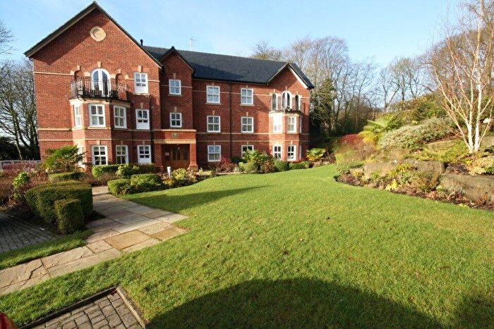 2 Bedroom Apartment To Rent In Clevelands Drive, Heaton, Bolton, BL1