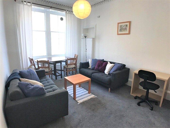 2 Bedroom Apartment To Rent In Montague Street, Newington, Edinburgh, EH8