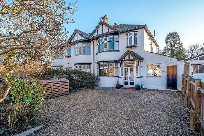 3 Bedroom Semi Detached House For Sale In Farnaby Road, Shortlands, Bromley, BR2