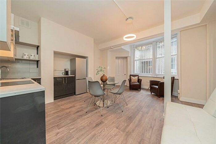 1 Bedroom Flat To Rent In Egerton Place, London, SW3