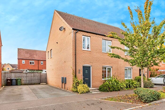 3 Bedroom End Terrace House For Sale In Kendle Road, Swaffham, Norfolk, PE37