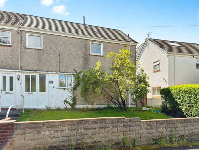 3 Bedroom Semi-Detached House For Sale In Whiteford Road, Portmead, Swansea, SA5