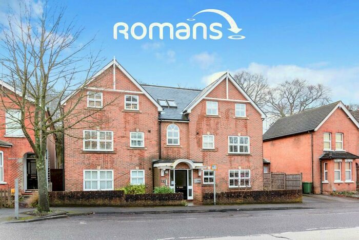 2 Bedroom Apartment To Rent In William Court, Farnborough, GU14