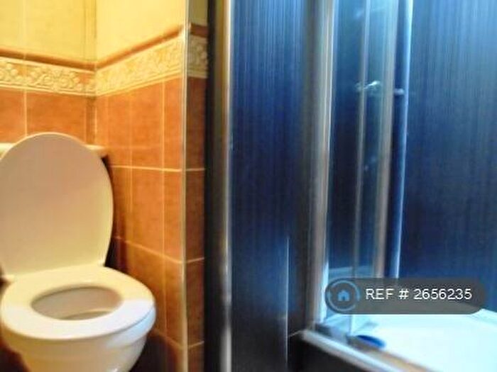 5 Bedroom Semi-Detached House To Rent In Mauldeth Road, Manchester, M20