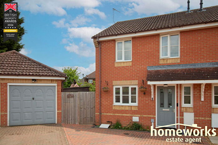 3 Bedroom Semi-Detached House For Sale In Macarthur Drive, Dereham, NR19