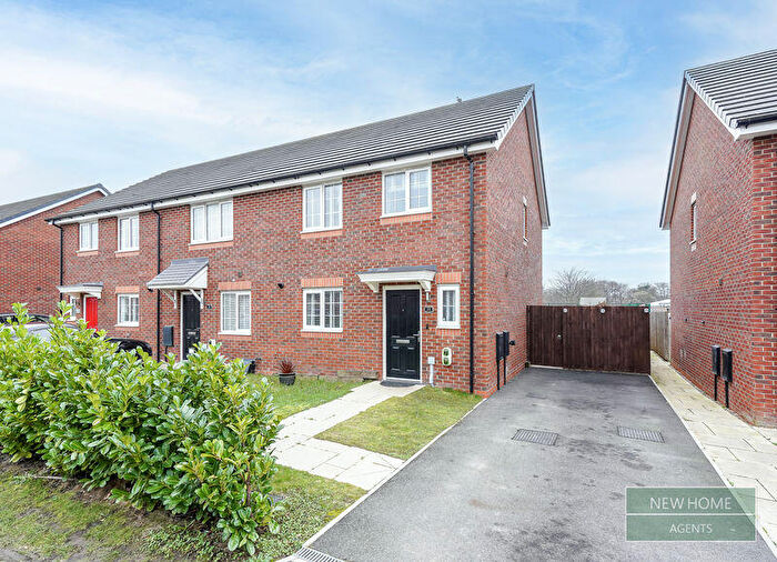 3 Bedroom End Of Terrace House For Sale In Birch Avenue Ellesmere Port, CH65