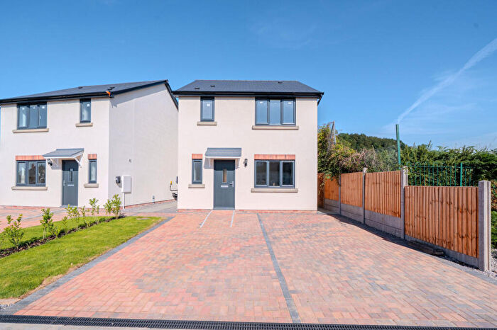 3 Bedroom Detached House For Sale In Rocks Road, Joys Green, GL17