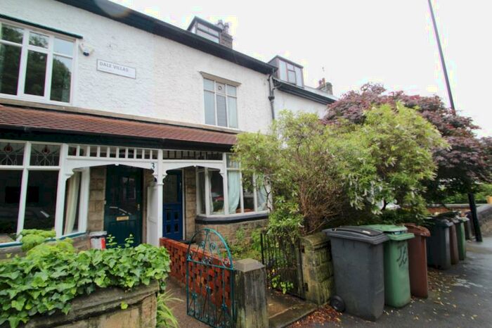 4 Bedroom Stone House To Rent In Dale Villas, Horsforth, Leeds, LS18