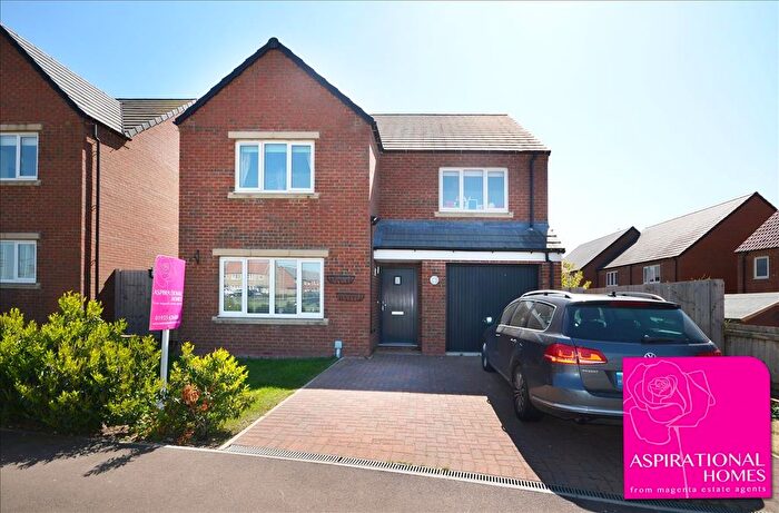 4 Bedroom Detached House For Sale In Pentelow Way, Raunds, Northamptonshire, NN9