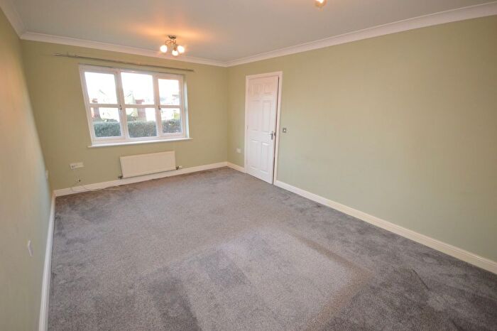 3 Bedroom End Of Terrace House For Sale In Meadow View, Newtown, Powys, SY16