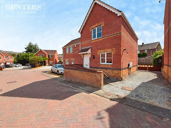 2 Bedroom Semi Detached House For Sale In Portland Street, Barnsley, S70