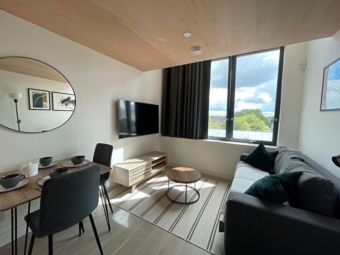 1 Bedroom Flat To Rent In Sky Gardens, Chester Road, Manchester, M15