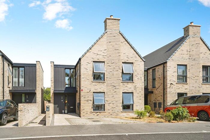 4 Bedroom Detached House For Sale In Utah Court, Highworth, Swindon, SN6