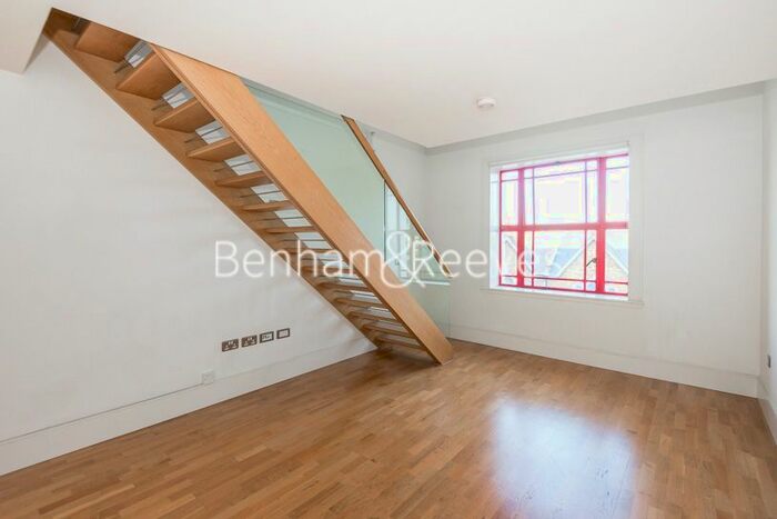 1 Bedroom Flat To Rent In Highbury Stadium Square, Highbury, N5