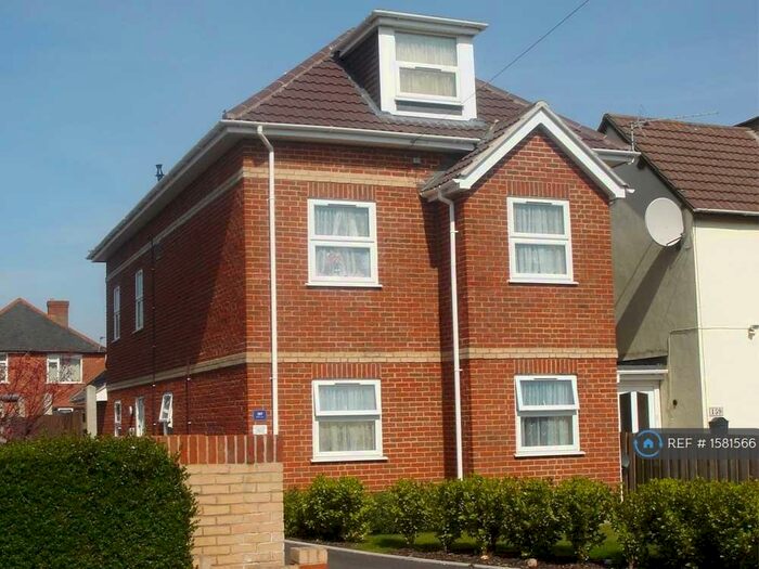 2 Bedroom Flat To Rent In Windham Road, Bournemouth, BH1