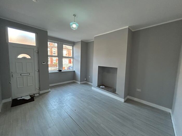 3 Bedroom Terraced House To Rent In Compton Crescent, Harehills, LS9