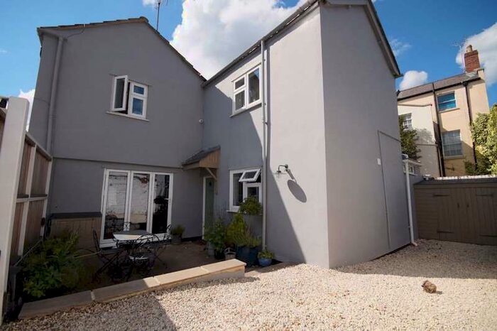 3 Bedroom House To Rent In Montpellier GL50