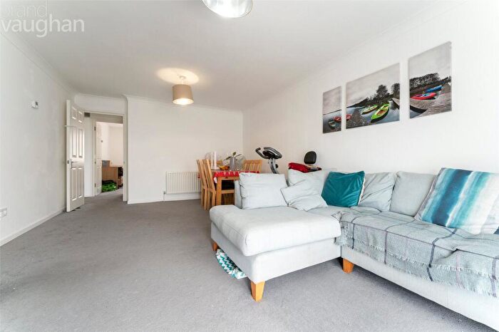 2 Bedroom Flat To Rent In The Strand, Brighton, BN2