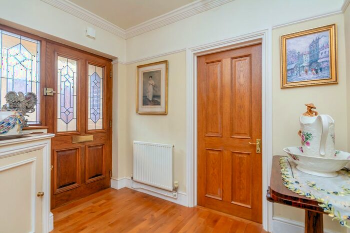 2 Bedroom Bungalow For Sale In Oakington Avenue, Amersham, HP6