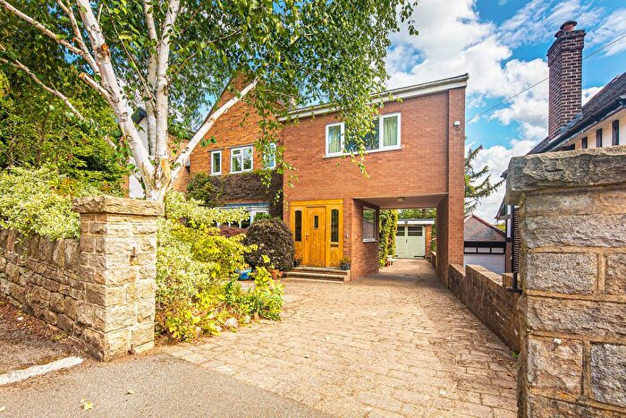 4 Bedroom Semi-Detached House For Sale In Tom Lane, Sheffield, S10