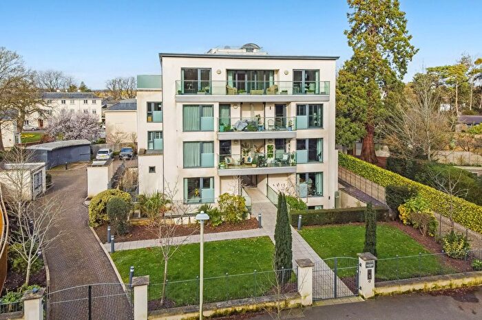 2 Bedroom Flat For Sale In The Park, Cheltenham, Gloucestershire, GL50