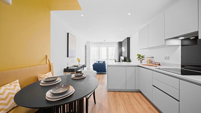 2 Bedroom Flat For Sale In Herald Street, London, E2