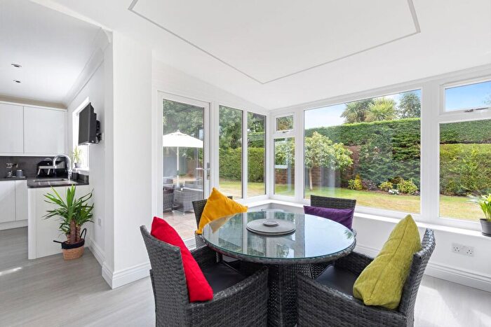 5 Bedroom Detached House For Sale In The Oaks, Rustington, BN16