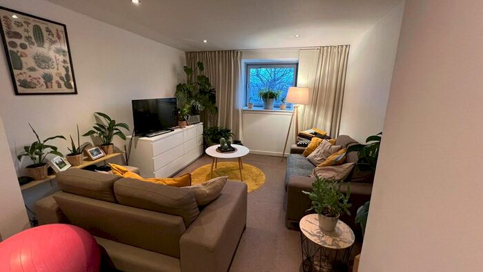 1 Bedroom Flat To Rent In Greenheys Road, Liverpool, L8