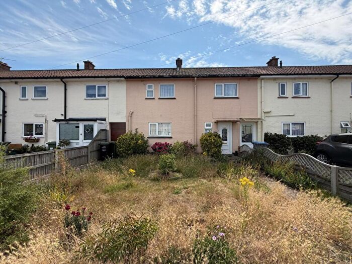 3 Bedroom Terraced House For Sale In Cornwall Road, Felixstowe, IP11