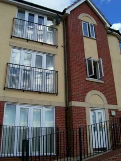 1 Bedroom Apartment To Rent In Teasel Crescent, Thamesmead, SE28